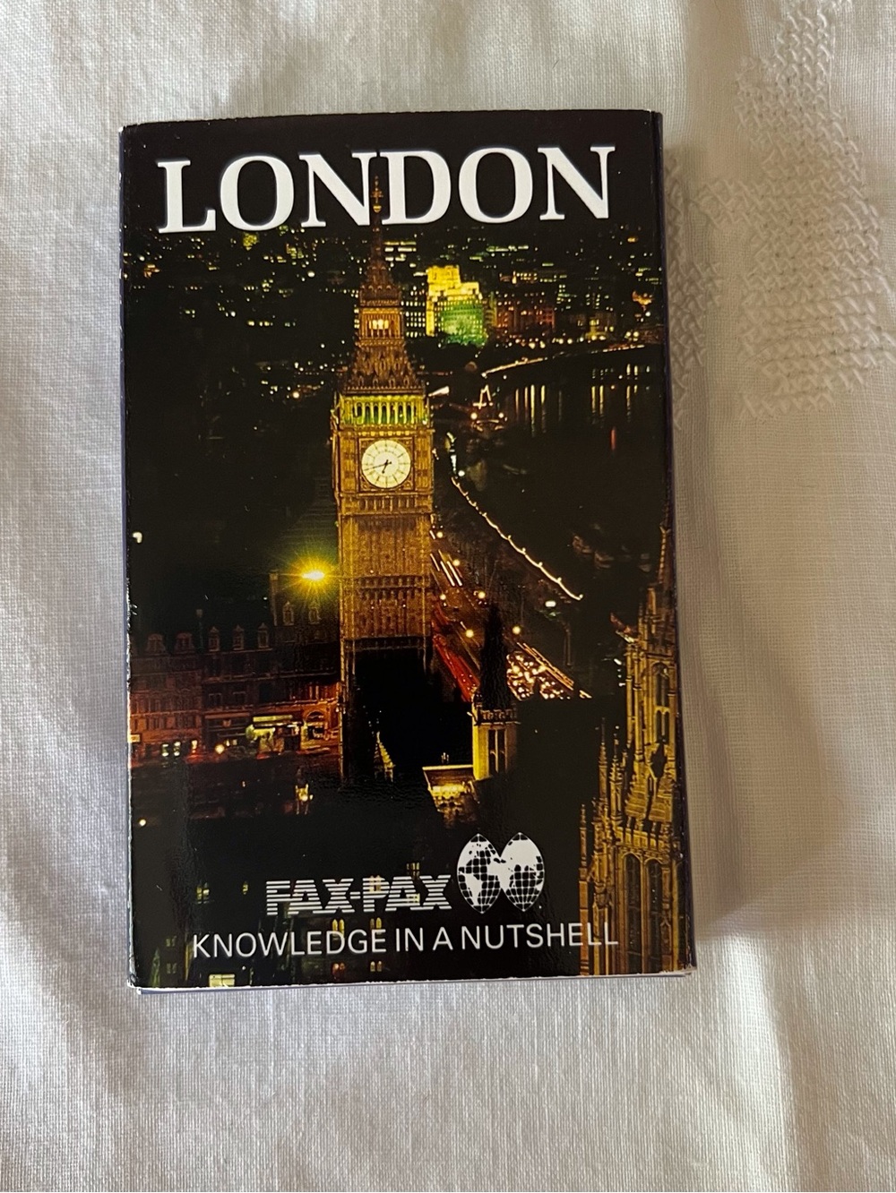Vtg 1986 FaxPax London Knowledge in a Nutshell 36 Picture Cards Rare Thames